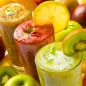 Five Easy Smoothie Recipes to Start the Day